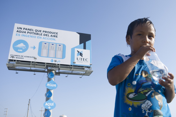 billboard-drinkable-water